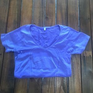Lululemon top